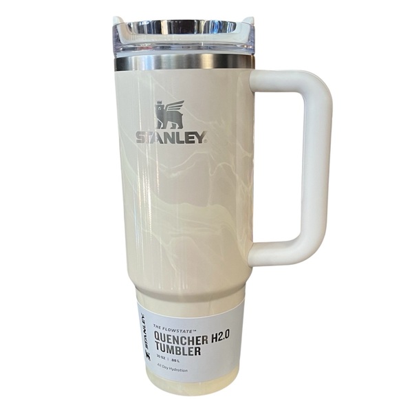 NWT Stanley Flowstate Quencher H2.0 Tumbler in Calcite Calacatta pattern - Picture 9 of 9